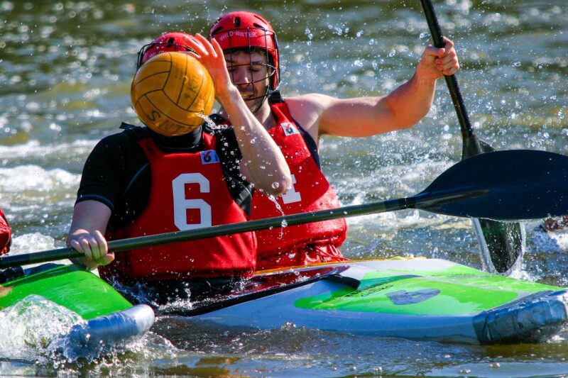 Kayakistes