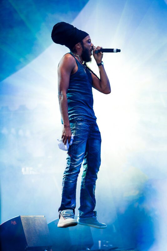 yaniss odua en concert